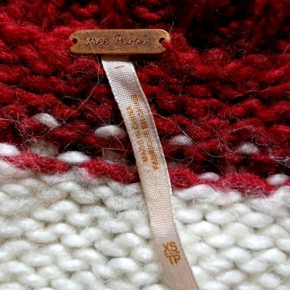 Free People Fair Isle Cropped Oversized Fuzzy Knit Sweater Size XS - Picture 4 of 5